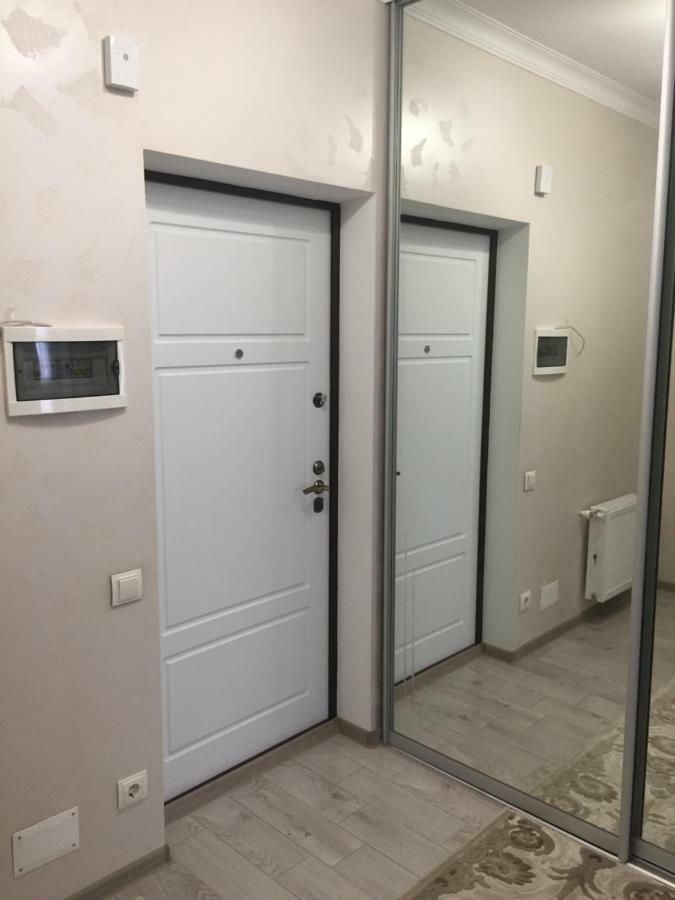 Center Apartment On Albisoara Street Кишинев Екстериор снимка
